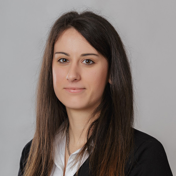 Raposa-Rozmann Nóra