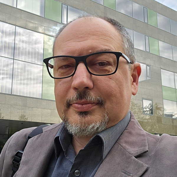 Szabó László